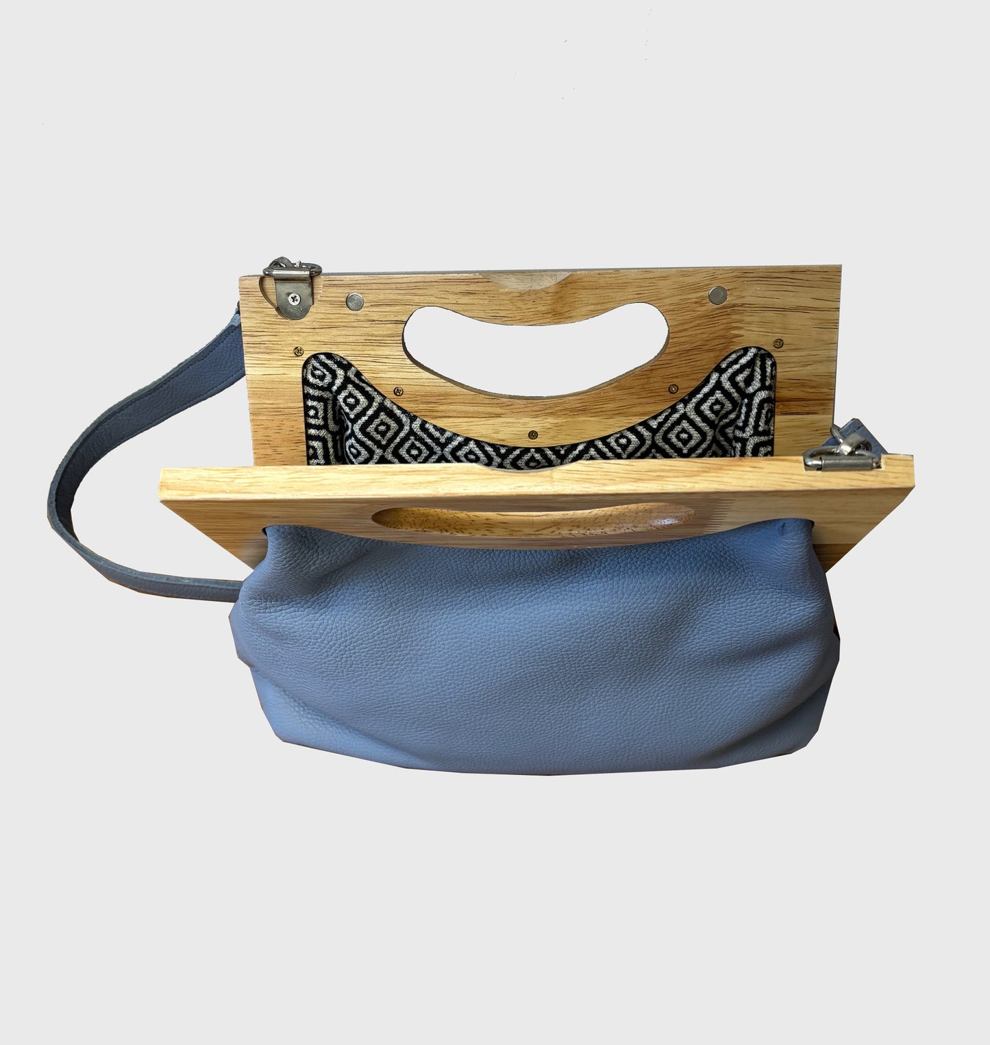 Large Crossbody Wooden Clutch with Applique, LIGHT BLUE/PURPLE