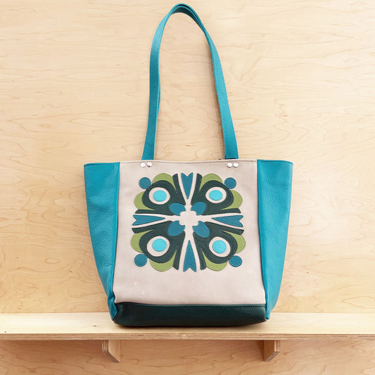 Leather Tote green/turquoise, applique