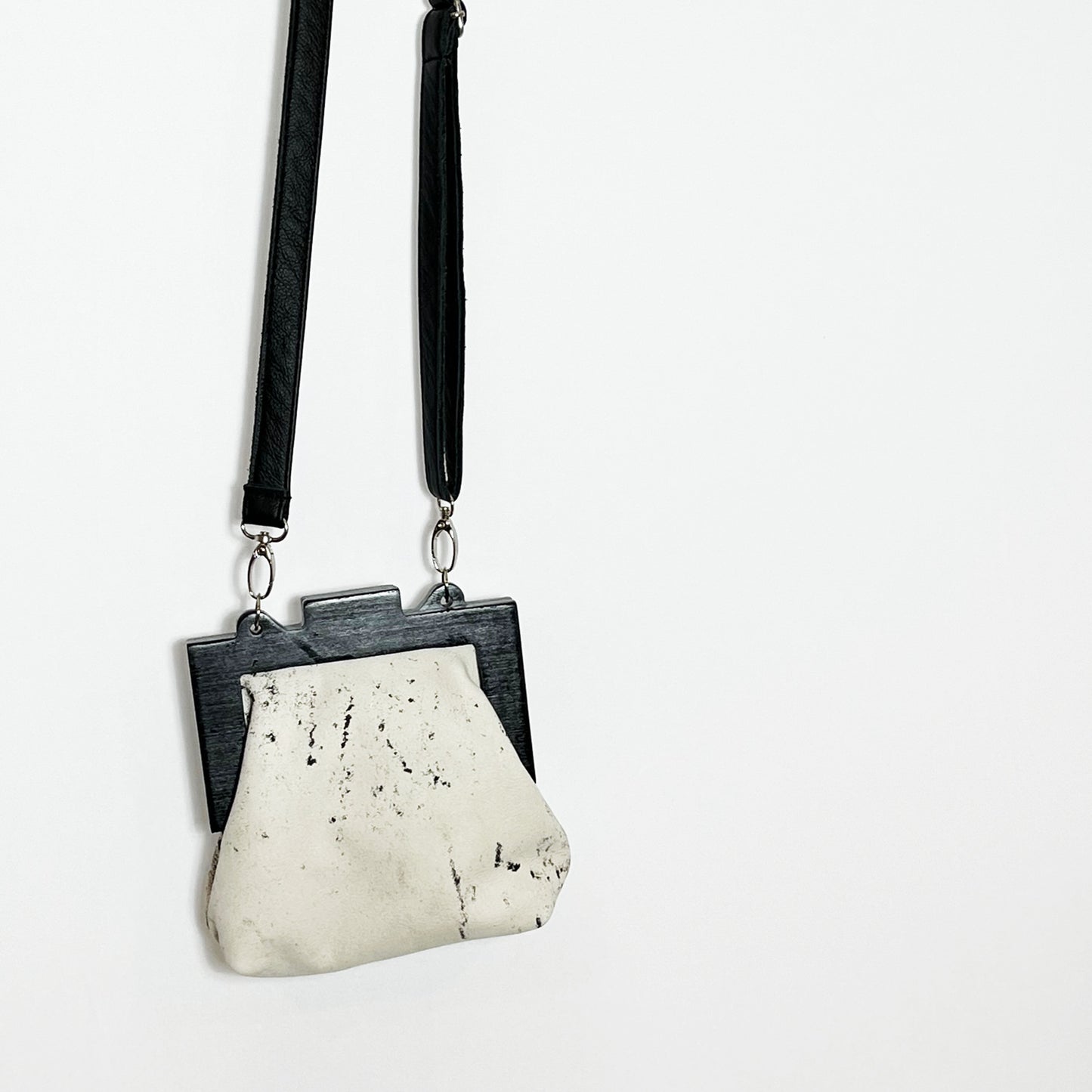 Small Wooden Frame Crossbody Purse / Suede black & white