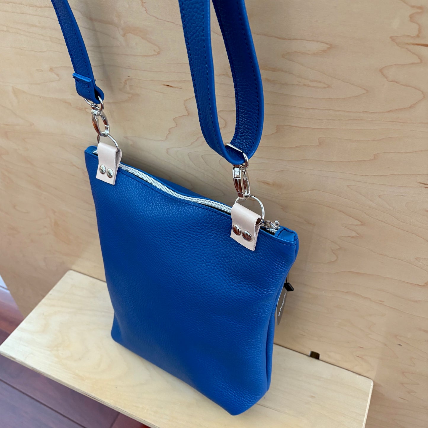 Abstract Applique Crossbody / blue